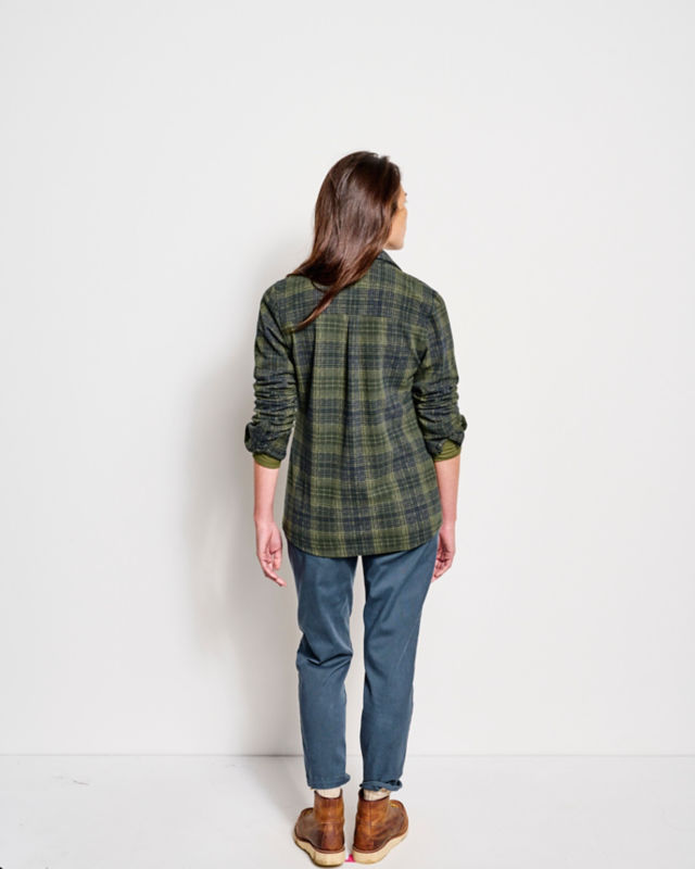 Women&rsquo;s Snowy River Brushed Knit Long-Sleeve Shirt - DARK PINE PLAID image number 5