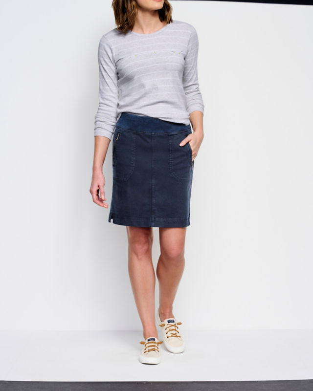 Explorer Natural Fit Skirt - NAVY