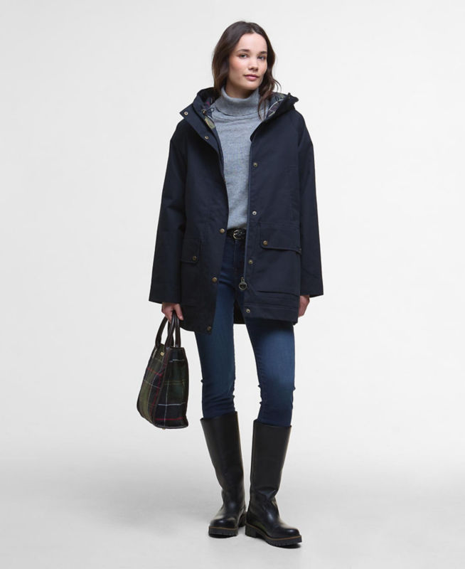 Barbour&reg; Winter Beadnell Jacket - DEEP NAVY image number 4