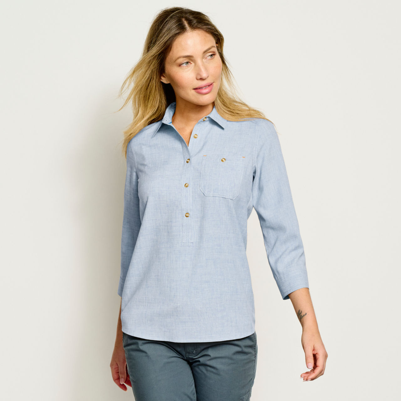 Women’s Tech Chambray Popover - BLUE FOG image number 0