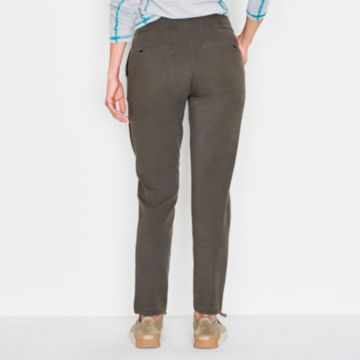 Flex-Day Natural Fit Straight-Leg Ankle Pants - image number 2