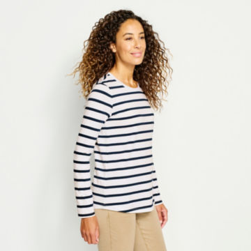 Perfect Relaxed Long-Sleeved Tee - image number 1