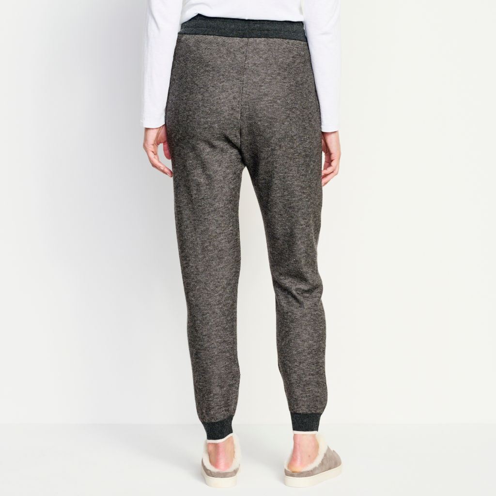Bird’s-Eye Natural Fit Joggers - HEATHERED CHARCOAL image number 2