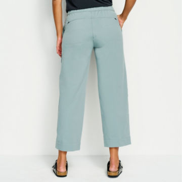 Flex-Day Natural Fit Wide-Leg Cropped Pants - image number 2