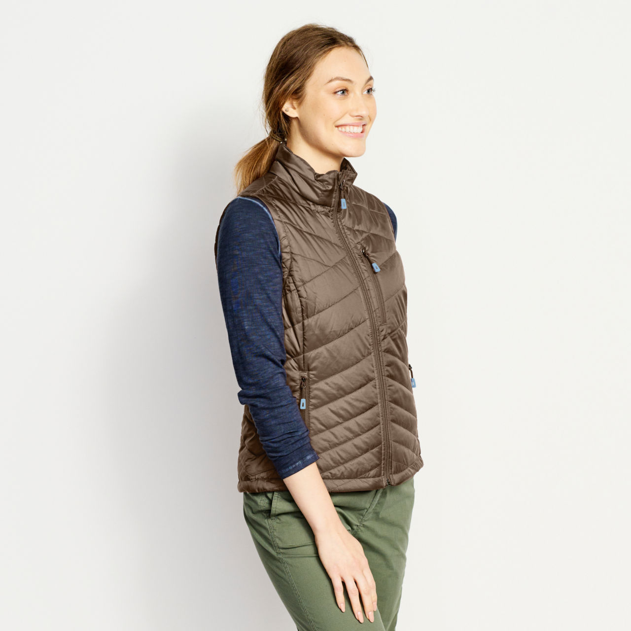 Women’s Recycled Drift Vest -  image number 1