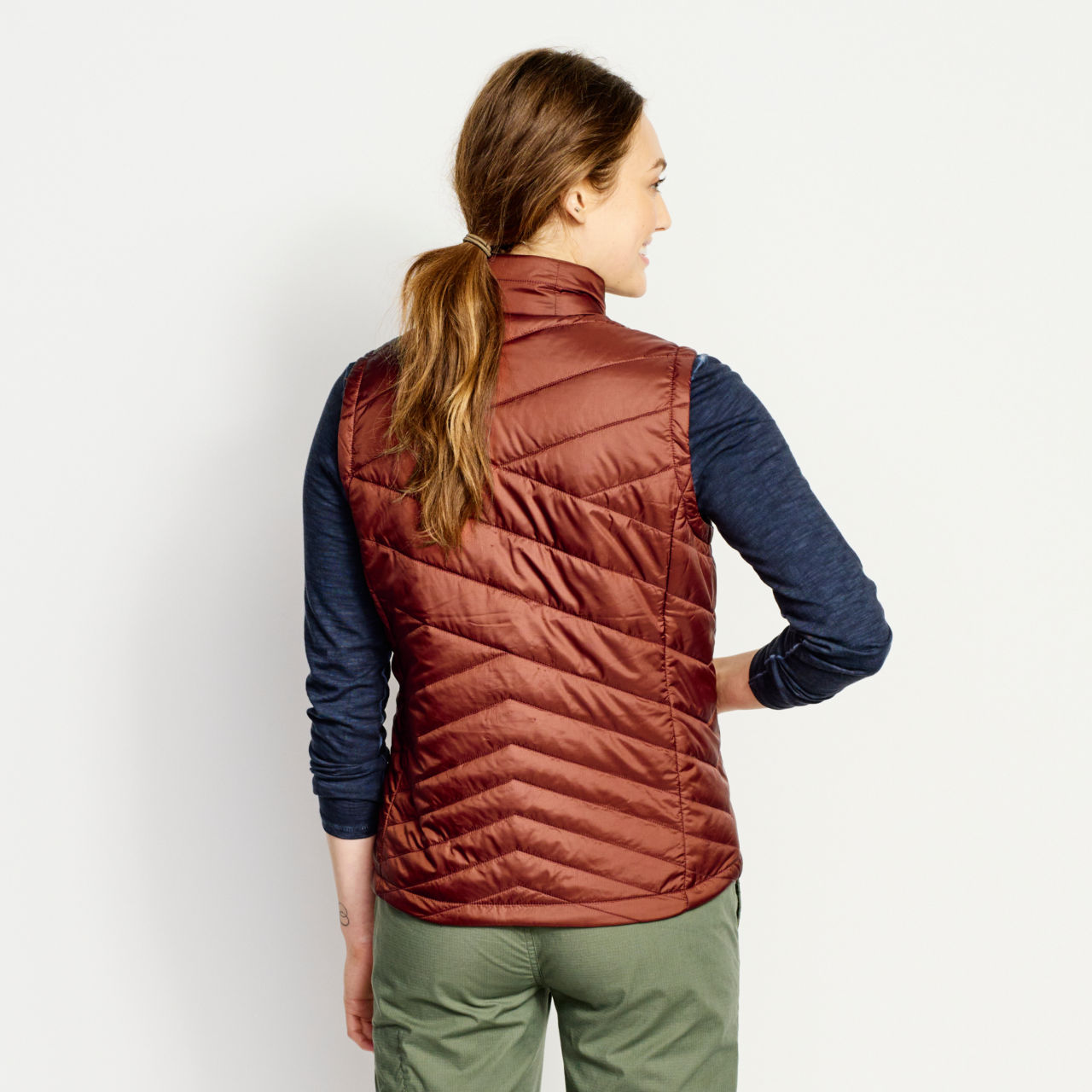 Women’s Recycled Drift Vest - NAVY image number 4