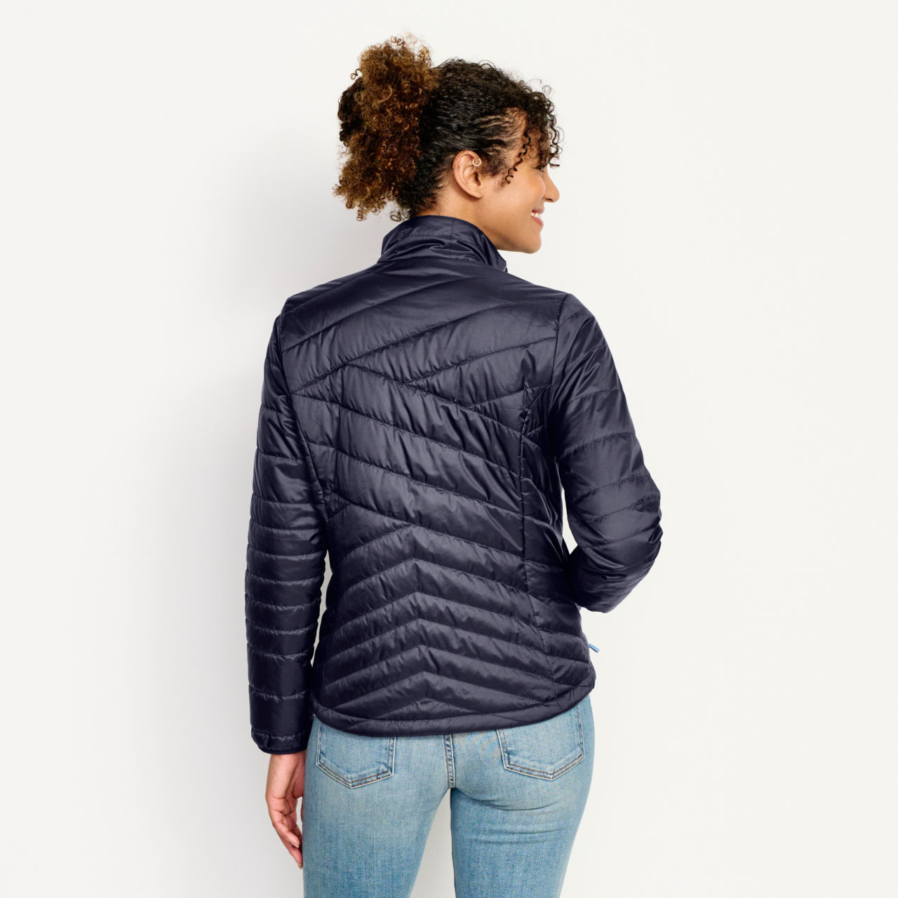 Women’s Recycled Drift Jacket - NAVY image number 4