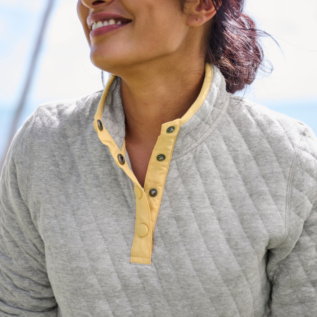 Women’s Outdoor Quilted Snap Sweatshirt - HEATHER GREY image number 6