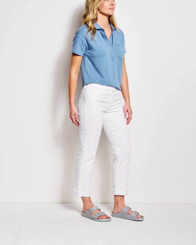 Kut from the Kloth&reg; Amy Cropped Jeans - WHITE image number 2