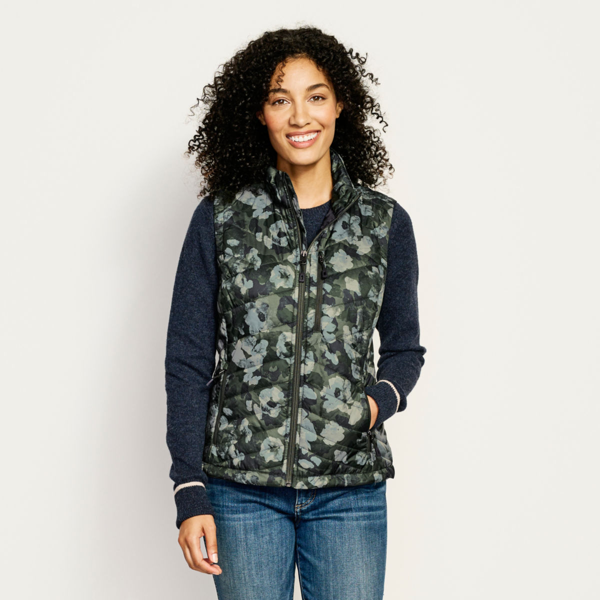 Women’s Recycled Drift Vest - image number 0