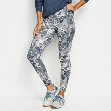 Printed Zero Limits Fitted Legging.