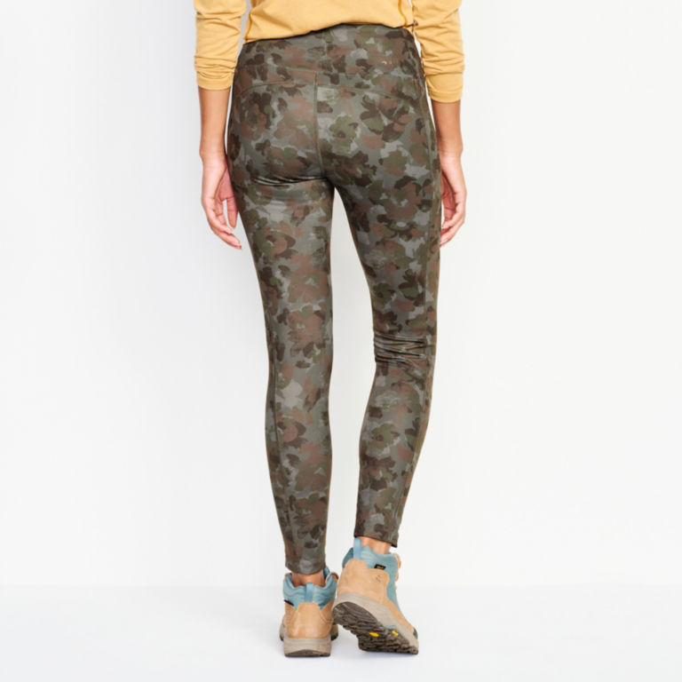 Zero Limits Fitted Leggings - CAMOUFLAGE image number 3