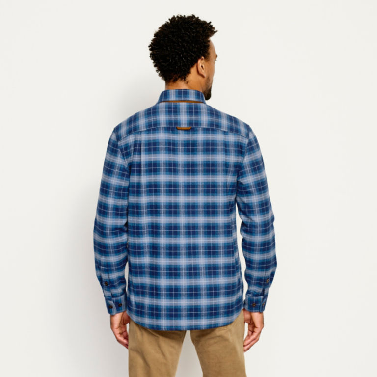 Perfect Flannel Active Long-Sleeved Shirt -  image number 4