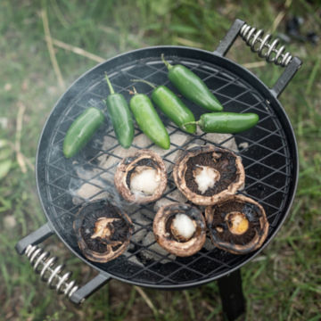 Barebones All-in-One Cast Iron Grill -  image number 3
