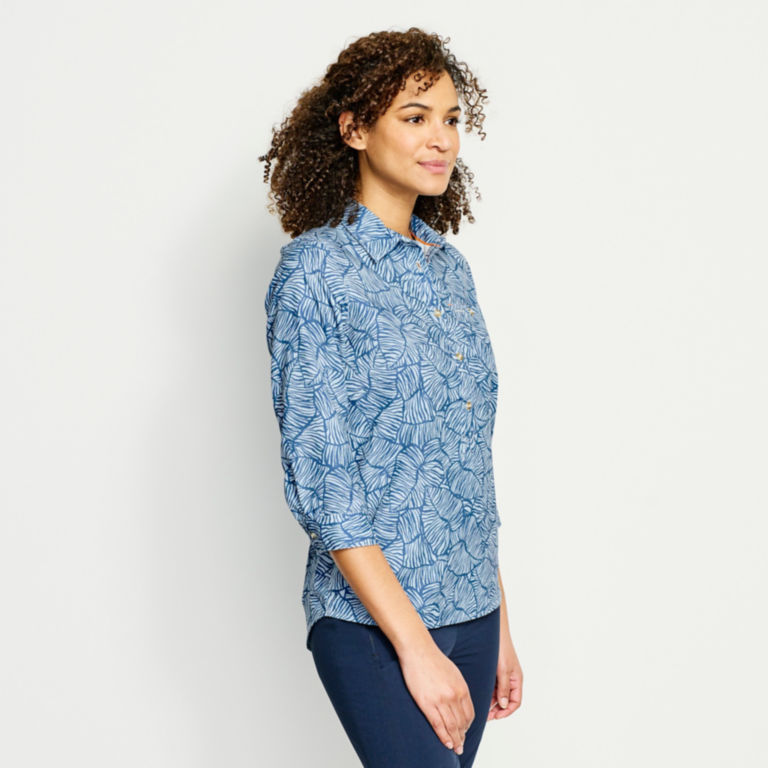 Women's Tech Chambray Popover -  image number 1