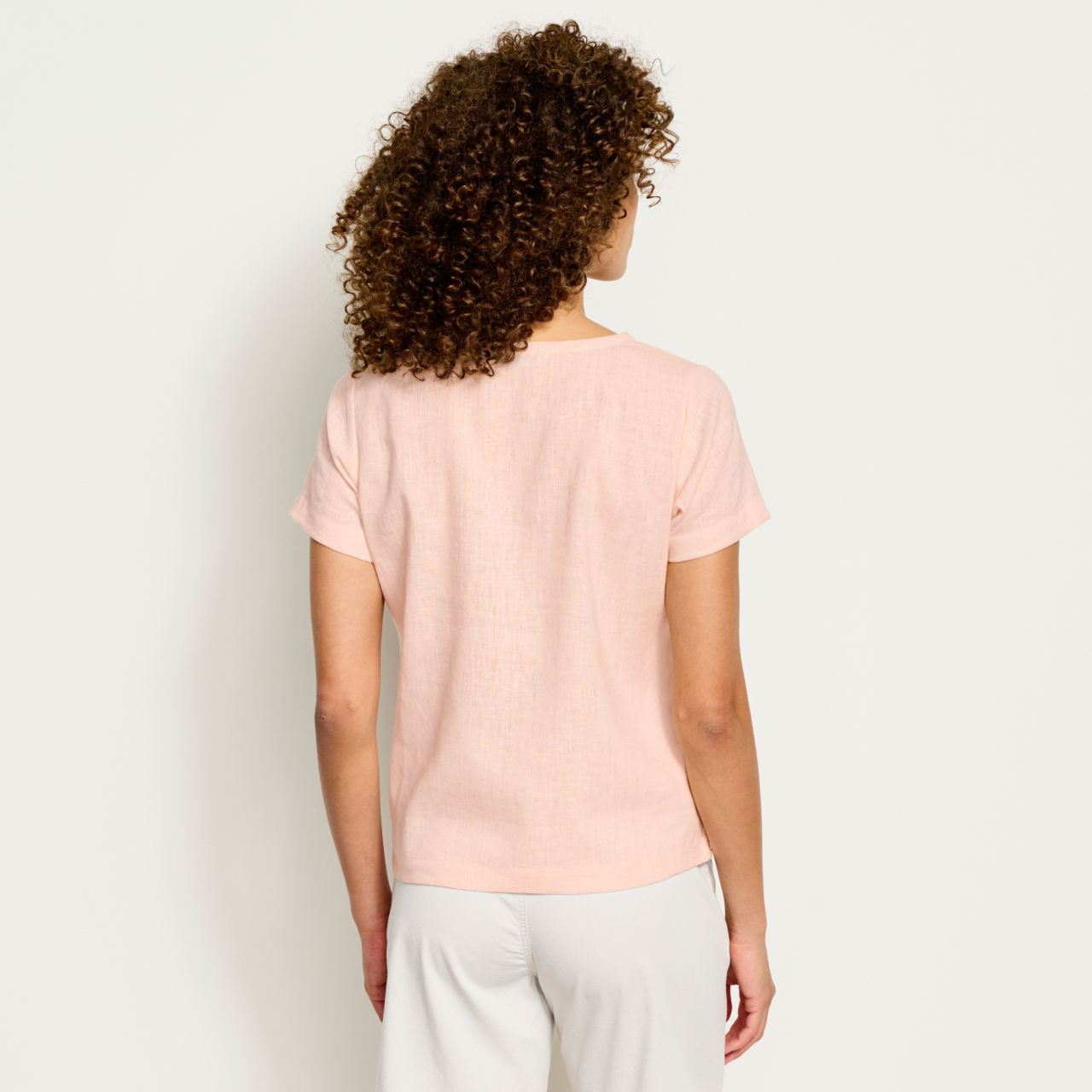 Performance Linen Short-Sleeved Shirt -  image number 2