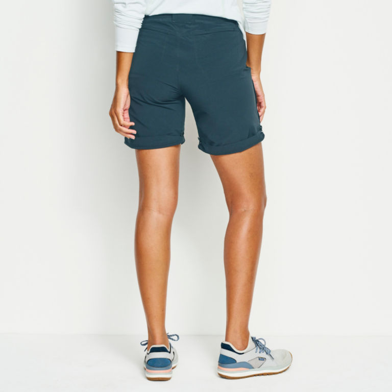Women's Jackson Quick-Dry Natural Fit Convertible 8" Shorts -  image number 2
