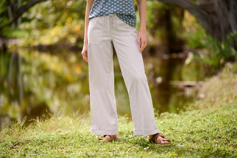 Women&rsquo;s Birkenstock&reg; Arizona Big Buckle Sandals - COGNAC A-B image number 3