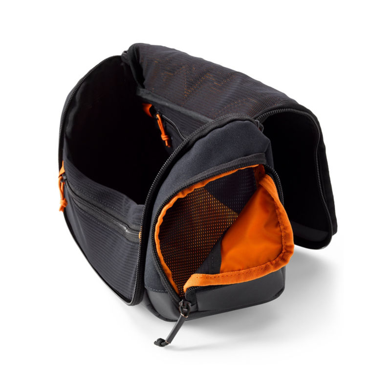 Trekkage&trade; LT Adventure 4L Travel Kit - BLACK image number 7