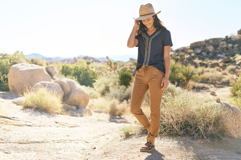 Women&rsquo;s Birkenstock&reg; Arizona Big Buckle Sandals - COGNAC A-B image number 4