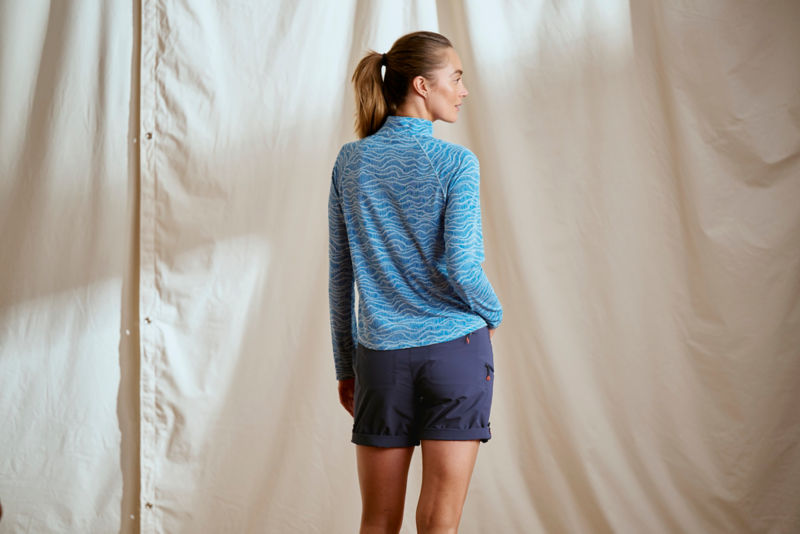 Women&rsquo;s Jackson Quick-Dry Convertible 8" Shorts - TRUE NAVY image number 2