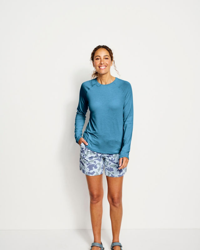 Women's DriCast&trade; Long-Sleeve Crew - BLUE LAGOON