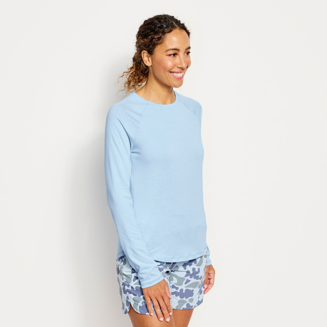 Women's DriCast™ Long-Sleeved Knit Tee - CLOUD BLUE image number 1