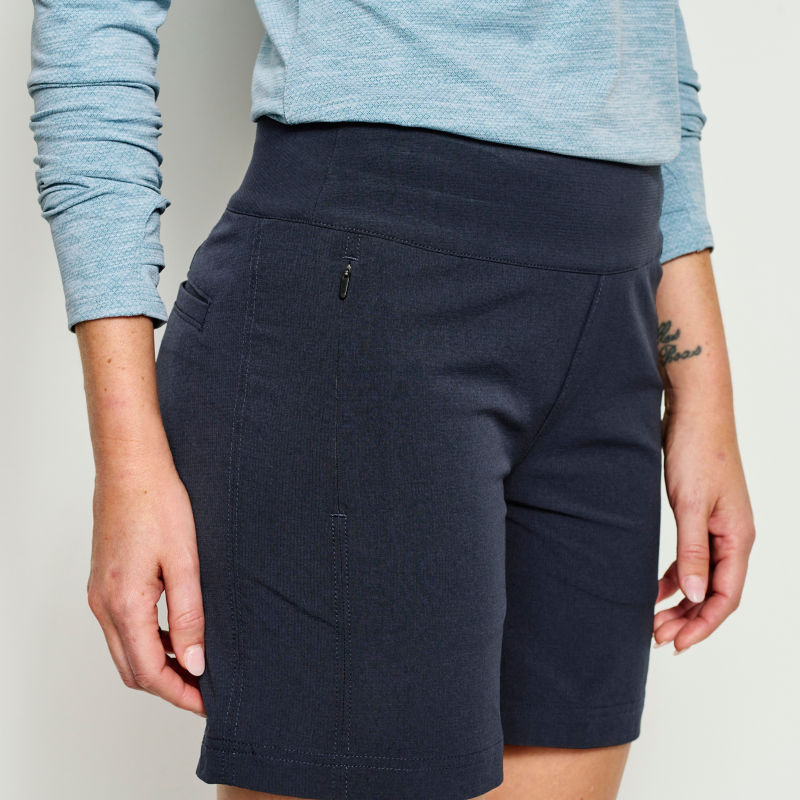 Wonder Ripstop Natural Fit 5" Shorts - NAVY image number 4