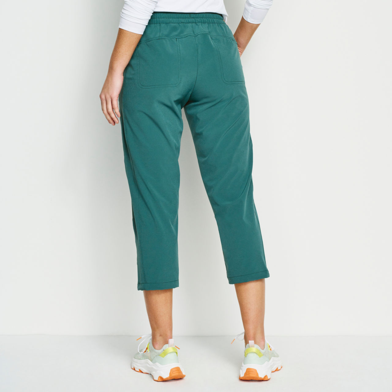 All-Around Relaxed Fit Capri Pants -  image number 2