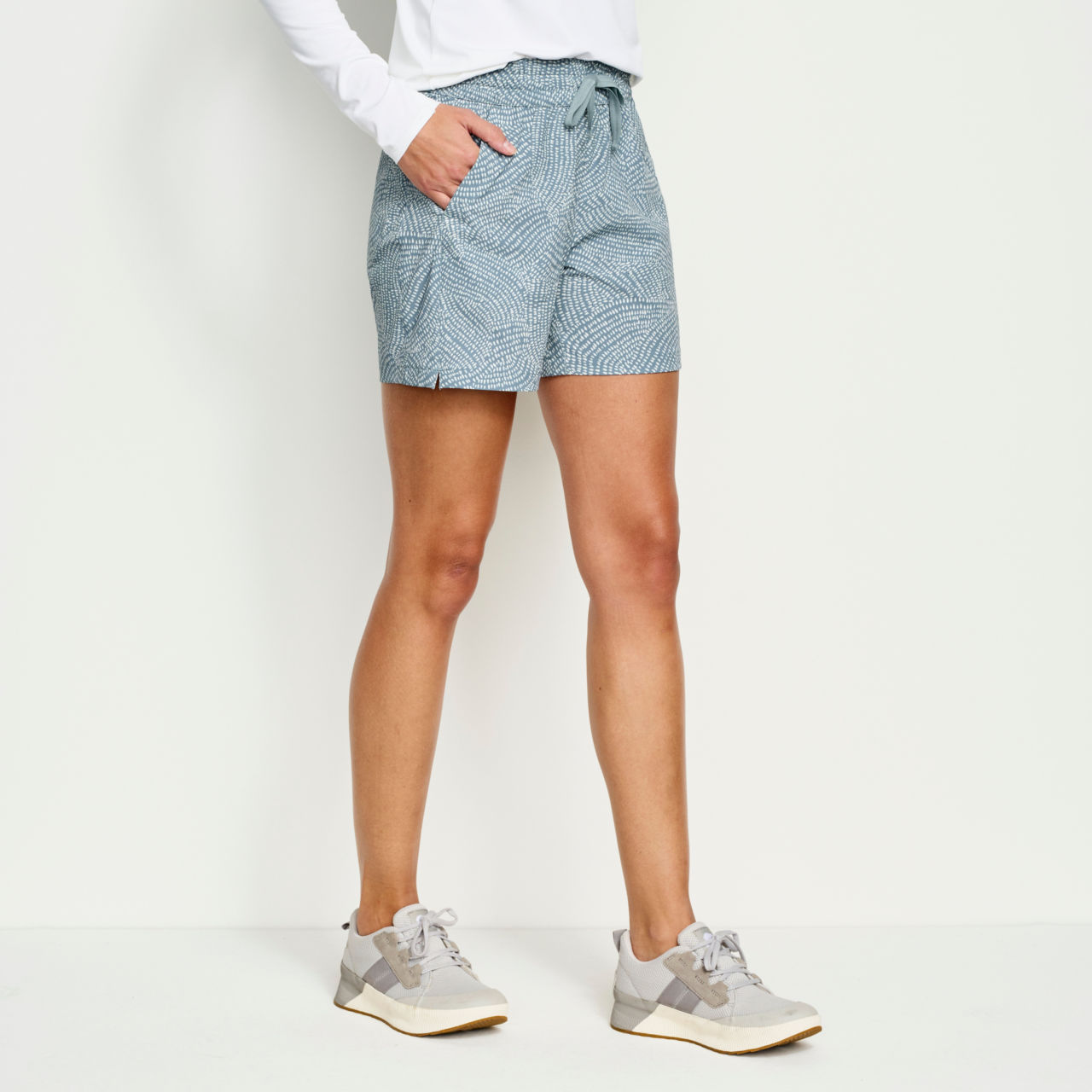 All-Around Printed  Relaxed Fit 4" Shorts -  image number 1