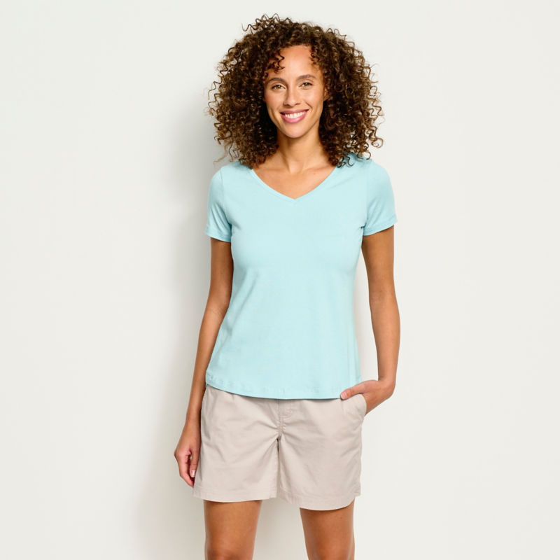 Out-Of-The-Woods V-Neck UPF 30 Tee | Orvis