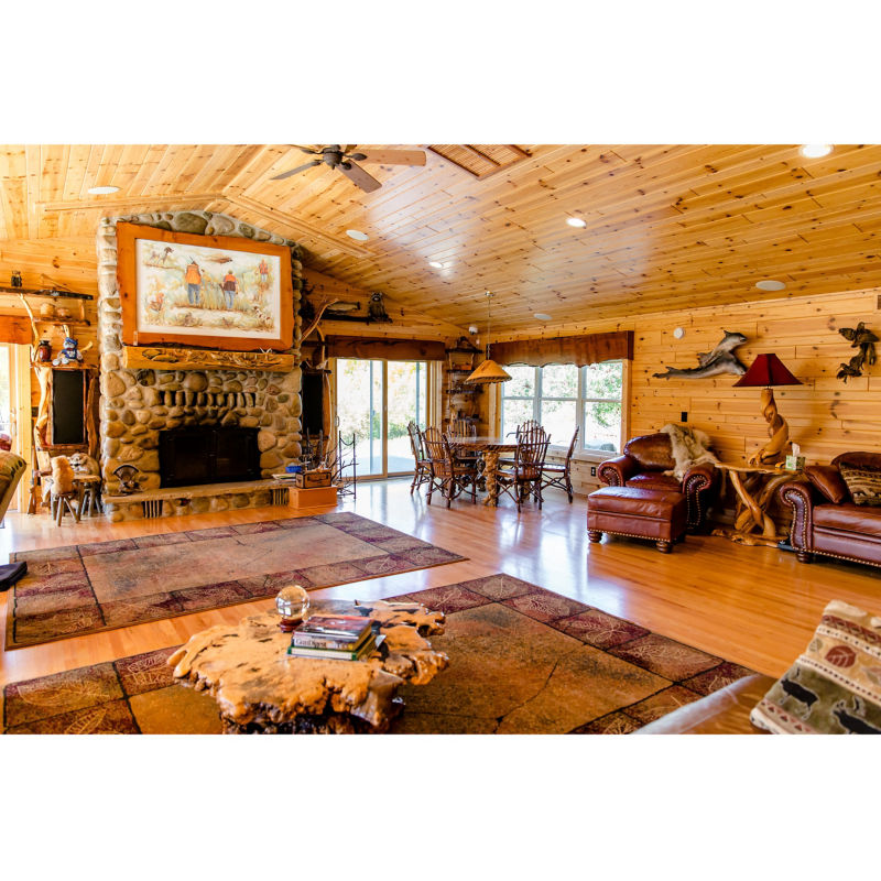 Meemo&rsquo;s Farm, MI -  image number 3