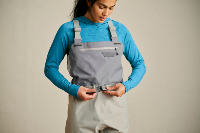 Women&rsquo;s Ultralight Waders - CLOUDBURST image number 2