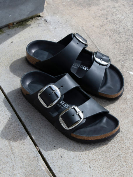 Black Pair of sandals