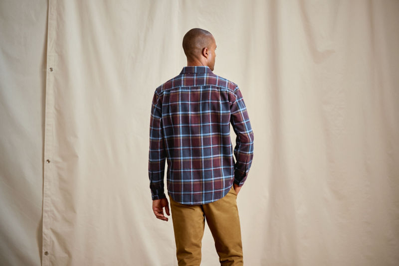 Regent Long-Sleeve Flannel Shirt - RAISIN/BLUE JAY image number 4
