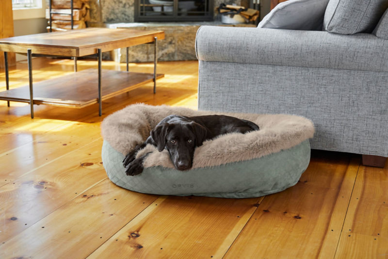 ComfortFill-Eco&trade; Fur Wraparound Dog Bed - BASIL image number 3