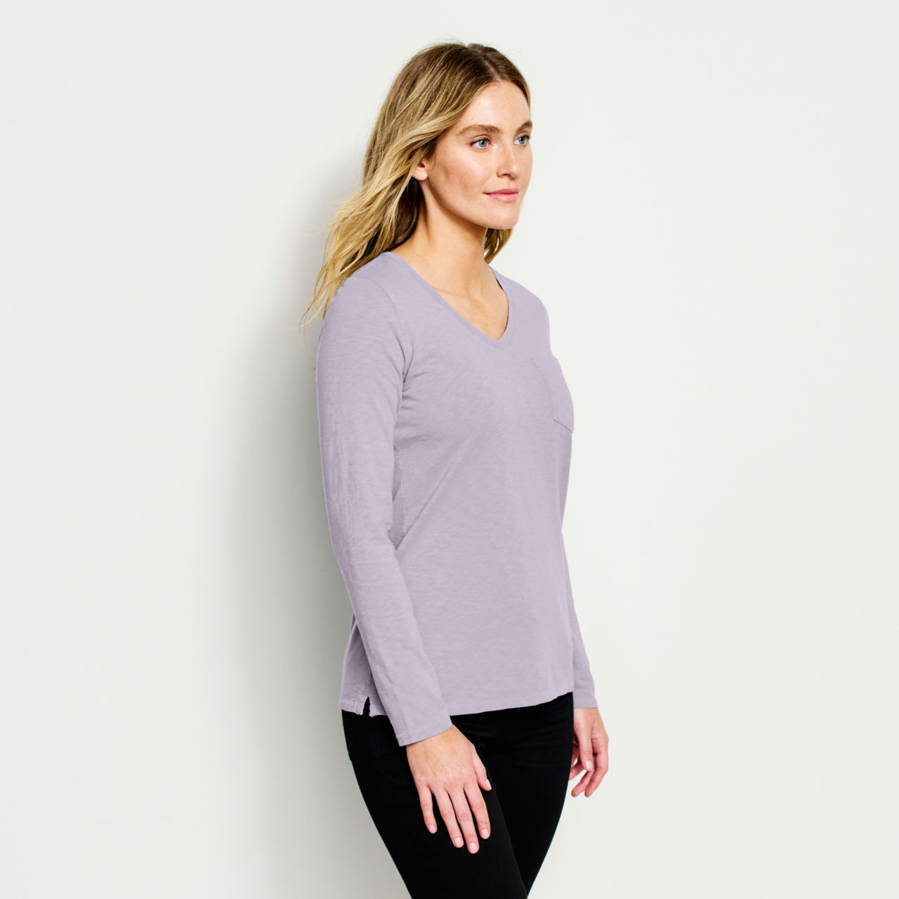 Canyon V-Neck Long-Sleeved Tee - TRUE NAVY image number 2