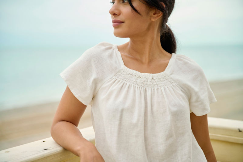 Performance Linen Square-Neck Short-Sleeved Top - WHITE image number 1