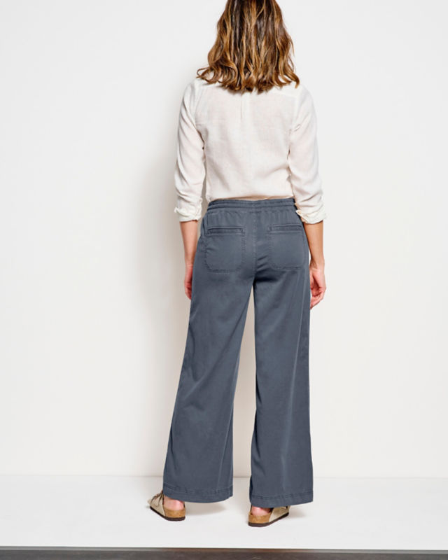 Explorer Wide-Leg Pants - CARBON image number 2