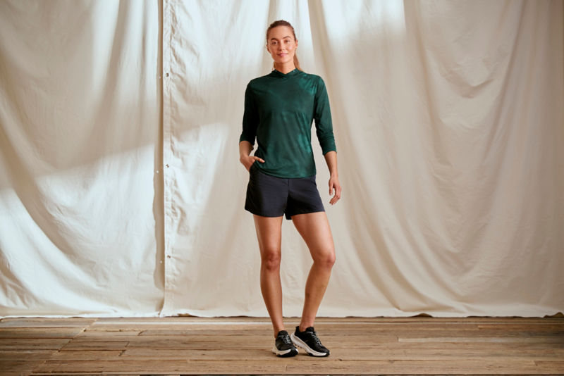 Women&rsquo;s Ultralight 5" Shorts - MINERAL BLUE image number 1