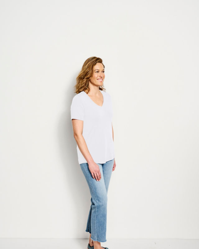 Perfect Relaxed Short-Sleeve V-Neck Tee - WHITE image number 2