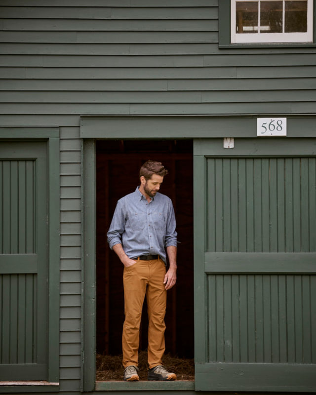 Men&rsquo;s Tech Chambray Long-Sleeve Work Shirt - BLUE CHAMBRAY