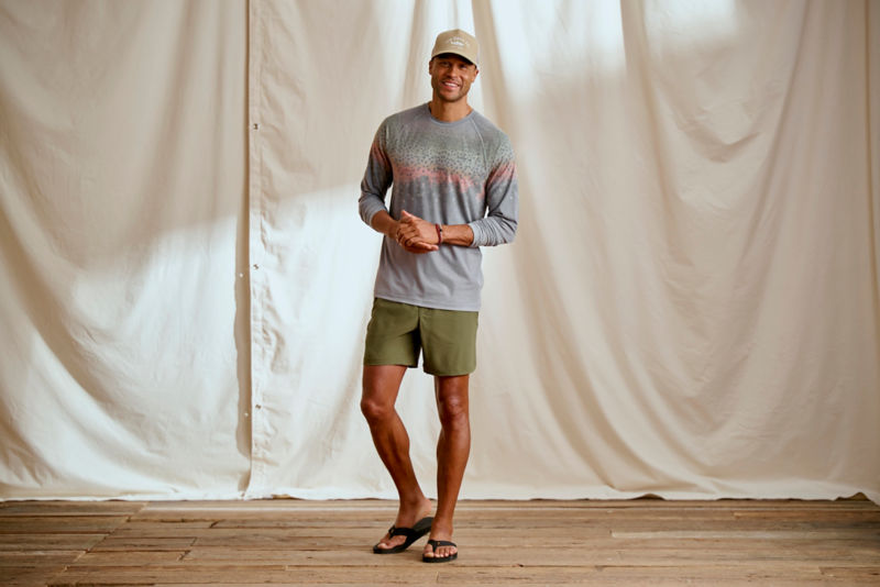 Men's DriCast&trade; Long-Sleeve Crew - STEELHEAD image number 4