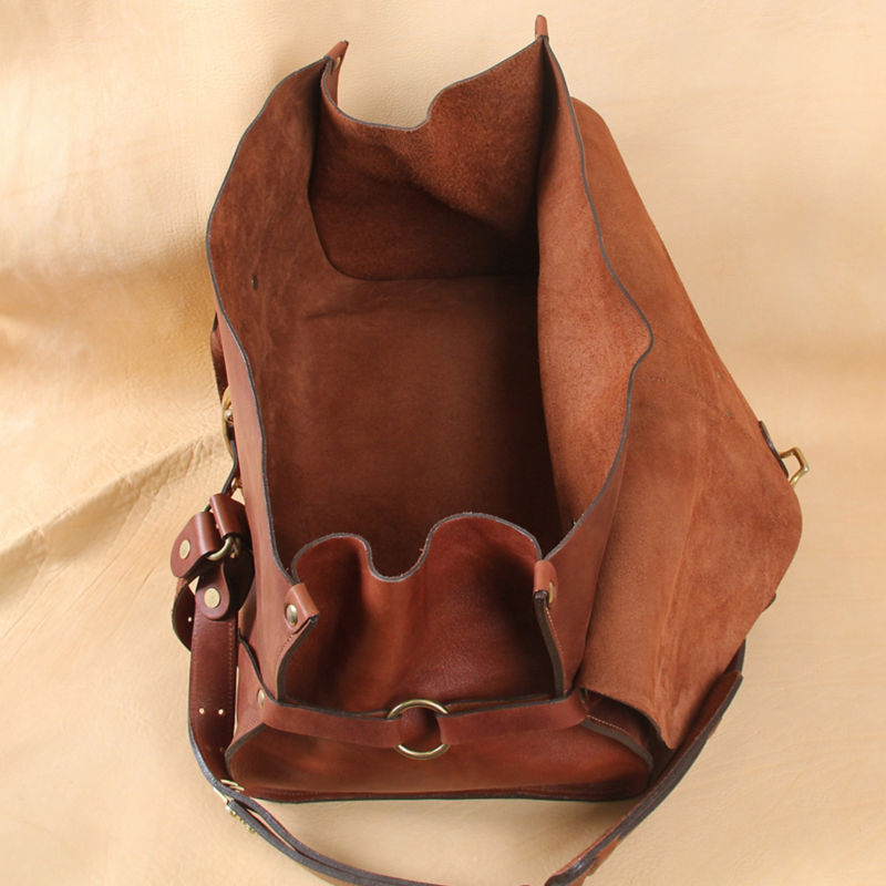 No. 1 Leather Travel Grip Bag - BROWN image number 2