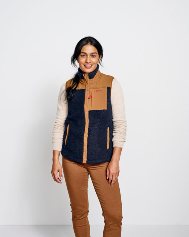 Mad River Sherpa Fleece Snap Vest | Orvis