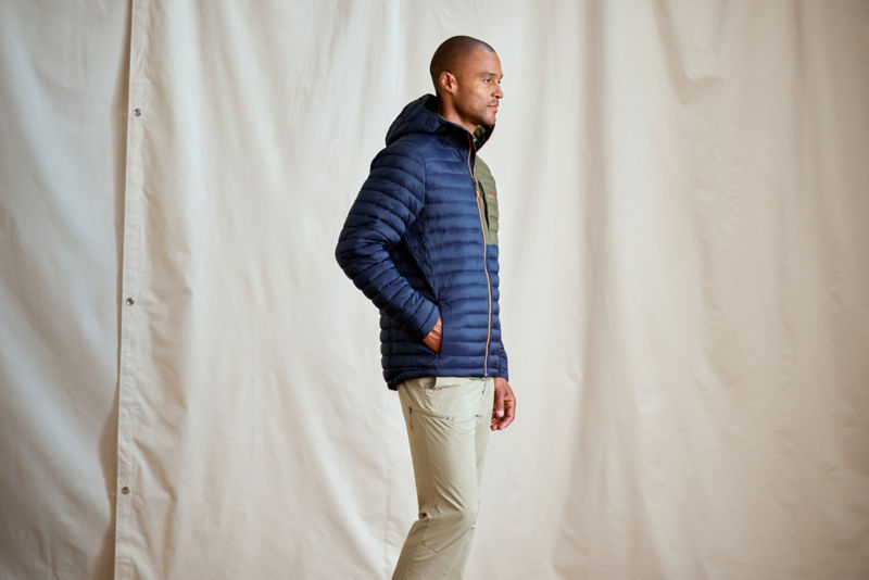 Men&rsquo;s Drift Hoodie - TRUE NAVY image number 4