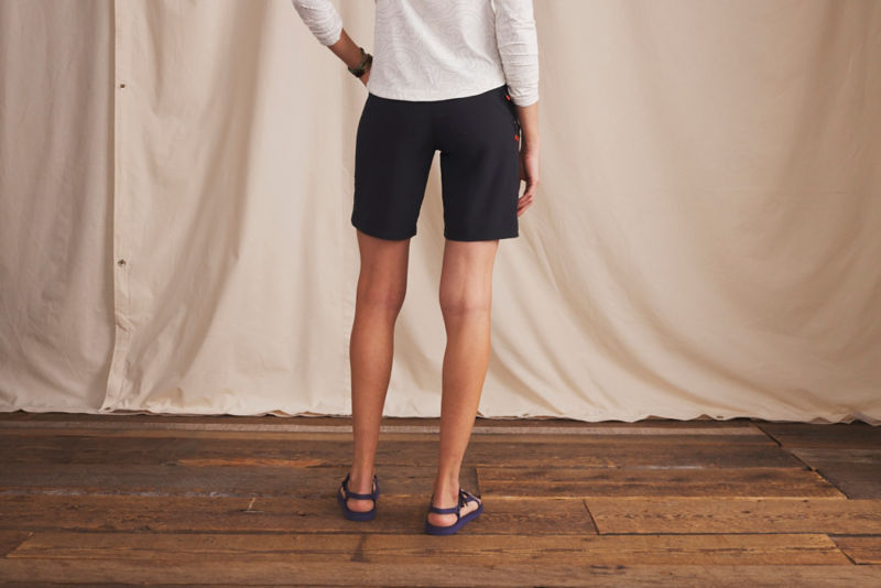 Women&rsquo;s Jackson Quick-Dry Convertible 8" Shorts - BLACK image number 3