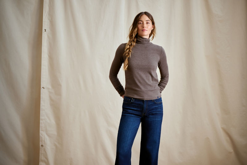 Ribbed Long-Sleeved Turtleneck - MUSHROOM HEATHER