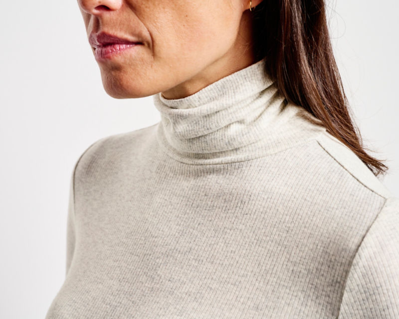 Ribbed Long-Sleeved Turtleneck - LIGHT GREY HEATHER image number 3
