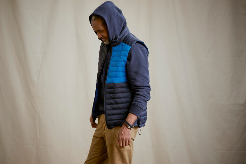 Men&rsquo;s Drift Vest - TRUE NAVY image number 2